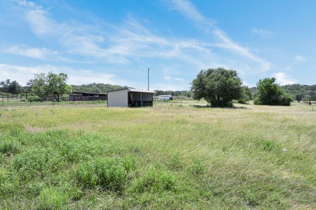 335 Remuda Trail, Stephenville, TX 76401