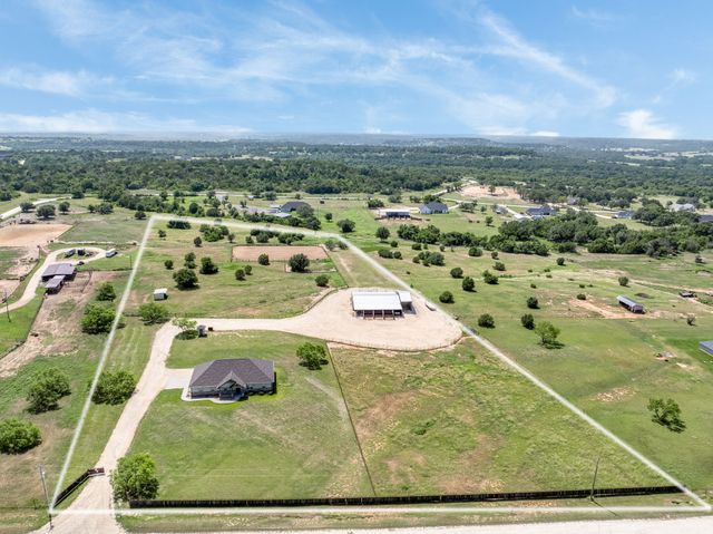 335 Remuda Trail, Stephenville, TX 76401
