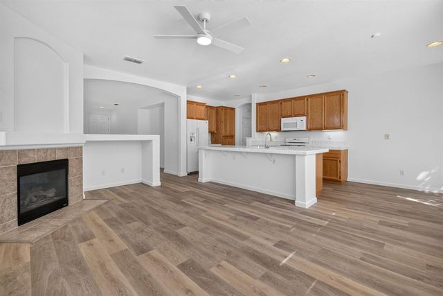1515 Sweetgrass Ln, Lincoln, CA 95648