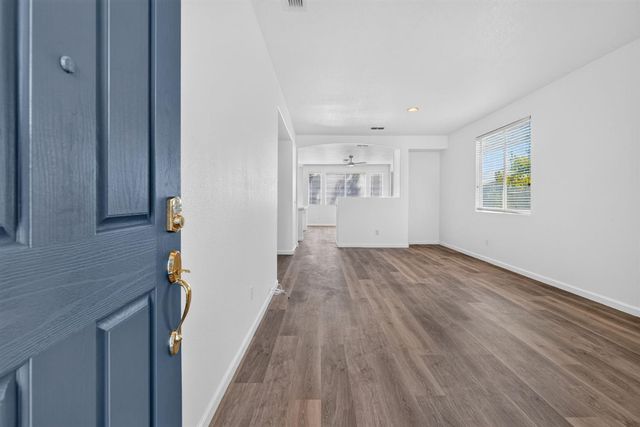 1515 Sweetgrass Ln, Lincoln, CA 95648