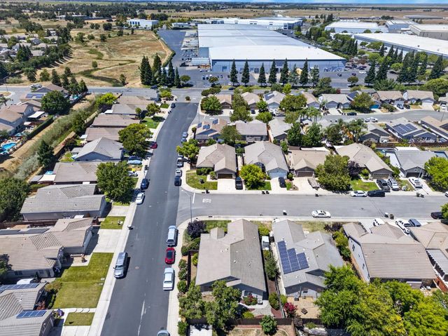 1515 Sweetgrass Ln, Lincoln, CA 95648