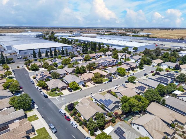 1515 Sweetgrass Ln, Lincoln, CA 95648