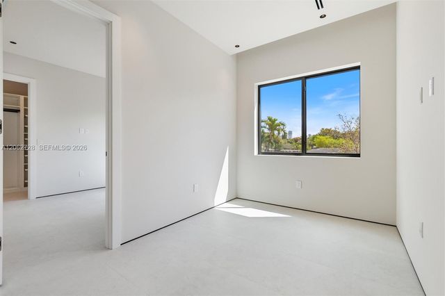 1748 SW 21st Terrace right, Miami, FL 33145