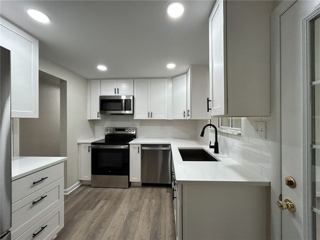 389 Rural Valley Rd, Buffalo Twp, PA 15323