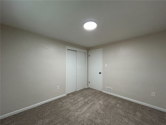 389 Rural Valley Rd, Buffalo Twp, PA 15323