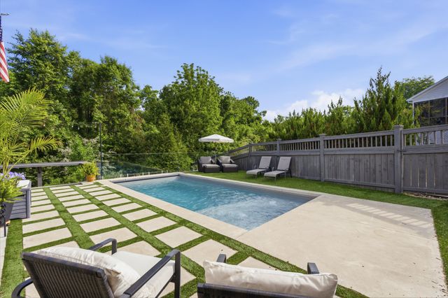 400 Dewar Dr, Franklin, TN 37064