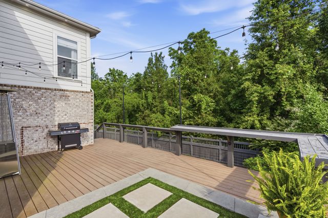 400 Dewar Dr, Franklin, TN 37064