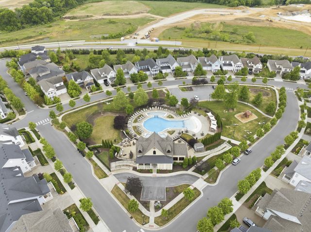 400 Dewar Dr, Franklin, TN 37064