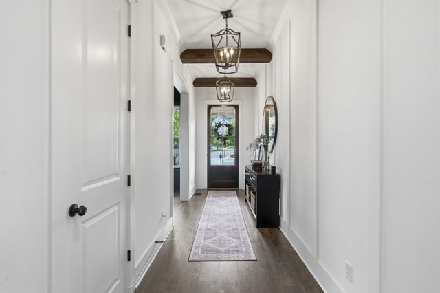 400 Dewar Dr, Franklin, TN 37064