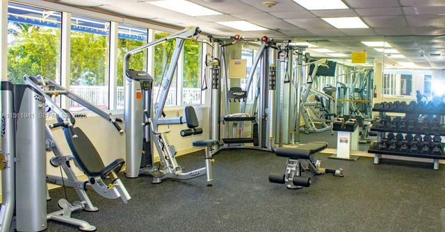 19201 Collins Avenue 744, Sunny Isles Beach, FL 33160