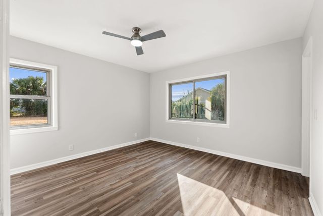 5203 E 4Th Street, Panama City, FL 32404