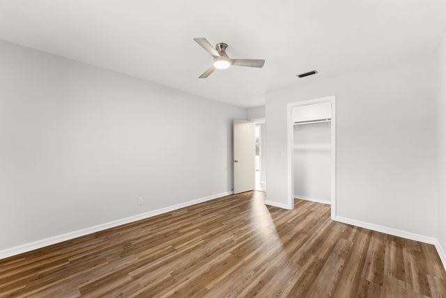 5203 E 4Th Street, Panama City, FL 32404