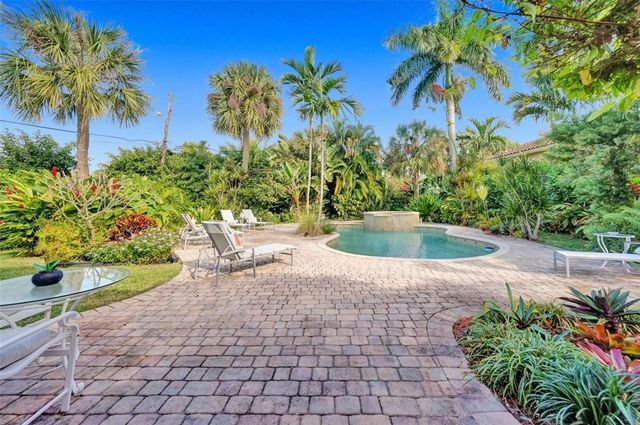 2525 SE 7th Drive, Pompano Beach, FL 33062