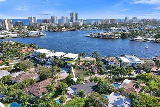 2525 SE 7th Drive, Pompano Beach, FL 33062