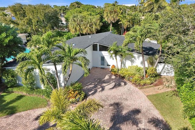 2525 SE 7th Drive, Pompano Beach, FL 33062