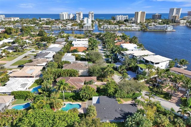 2525 SE 7th Drive, Pompano Beach, FL 33062