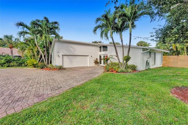 2525 SE 7th Drive, Pompano Beach, FL 33062