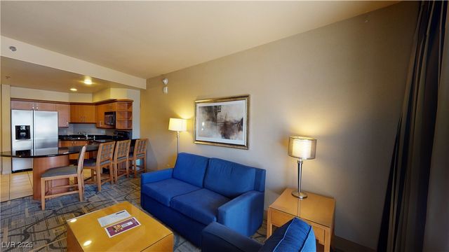 211 East Flamingo Road 202, Las Vegas, NV 89169