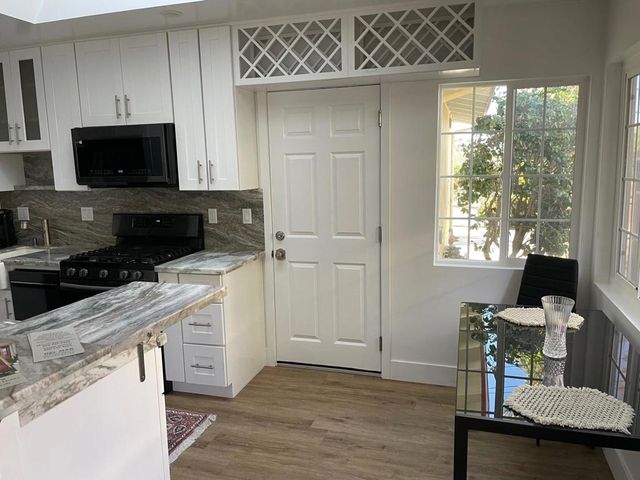 The Alameda, El Granada, CA 94018