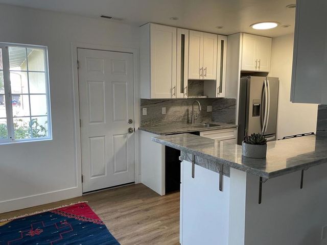 The Alameda, El Granada, CA 94018