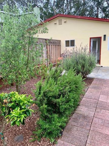 The Alameda, El Granada, CA 94018