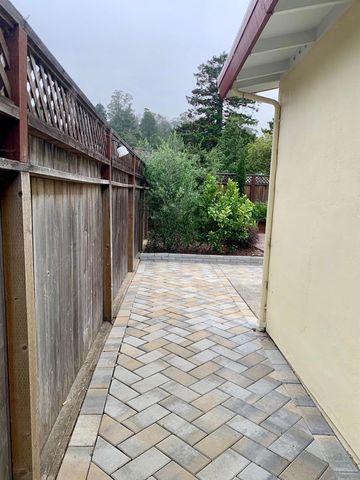 The Alameda, El Granada, CA 94018