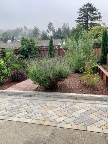 The Alameda, El Granada, CA 94018