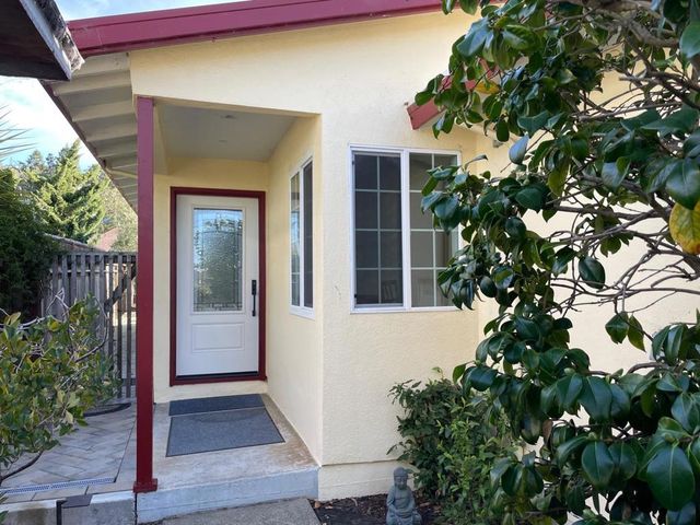 The Alameda, El Granada, CA 94018