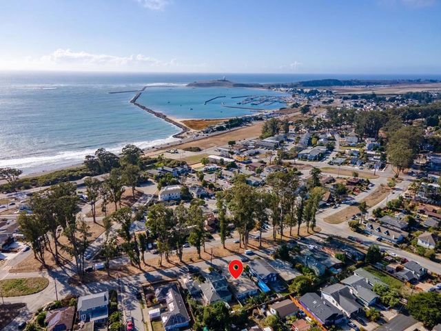 The Alameda, El Granada, CA 94018