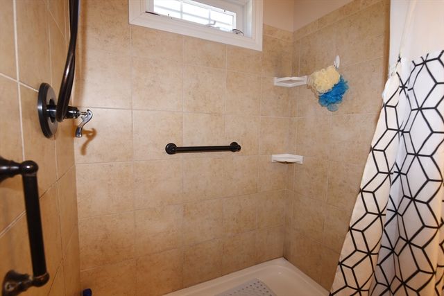 3 Leslie Court, Rockland, MA 02370