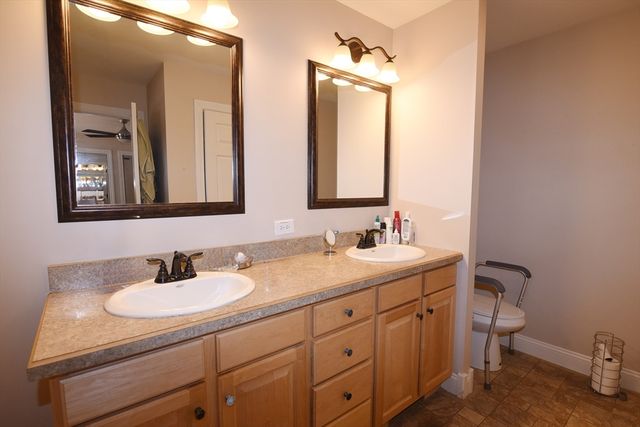 3 Leslie Court, Rockland, MA 02370