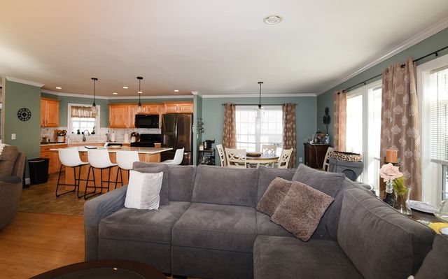 3 Leslie Court, Rockland, MA 02370