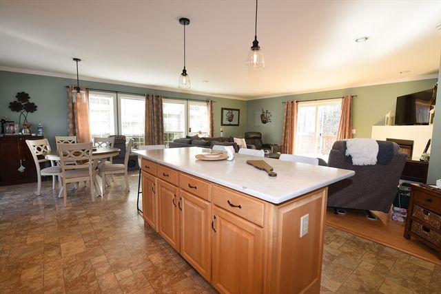 3 Leslie Court, Rockland, MA 02370