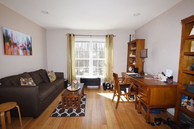 3 Leslie Court, Rockland, MA 02370