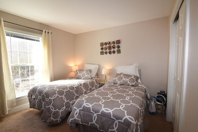 3 Leslie Court, Rockland, MA 02370