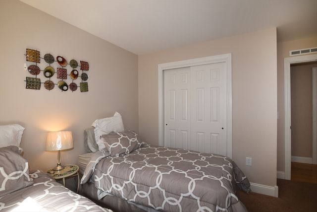 3 Leslie Court, Rockland, MA 02370