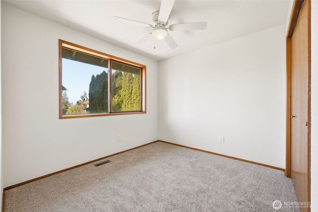 15931 22nd Avenue SW, Burien, WA 98166