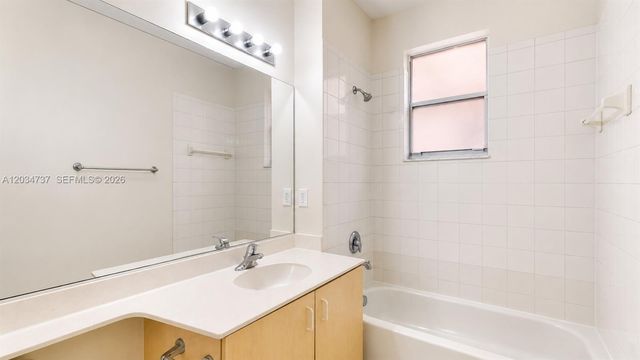 3557 Forest Hill Blvd 51, Palm Springs, FL 33406