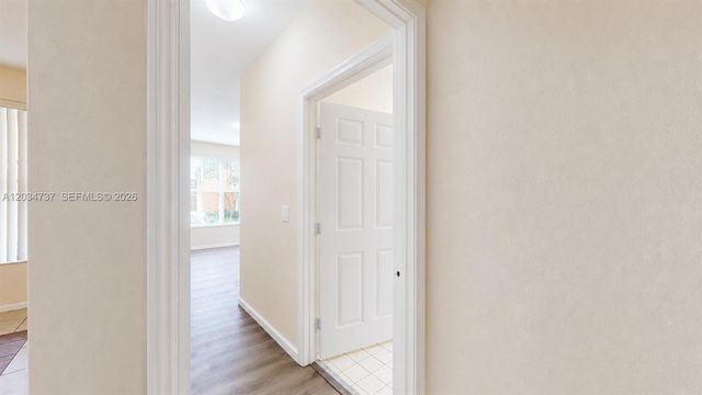3557 Forest Hill Blvd 51, Palm Springs, FL 33406