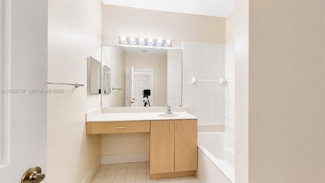 3557 Forest Hill Blvd 51, Palm Springs, FL 33406