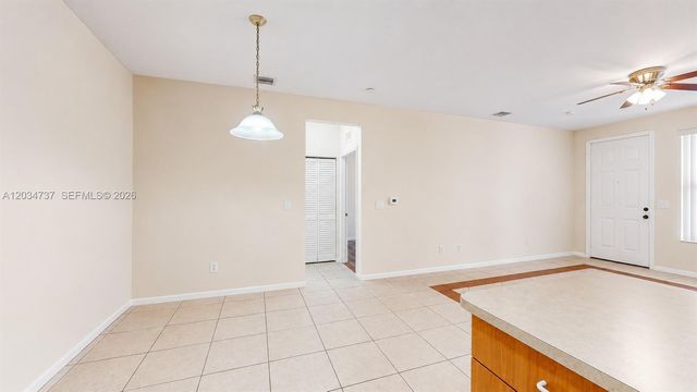 3557 Forest Hill Blvd 51, Palm Springs, FL 33406