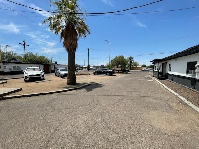 4301 S 7th Avenue 2, Phoenix, AZ 85041