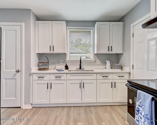 5121 ATTLEBORO Street, Jacksonville, FL 32205