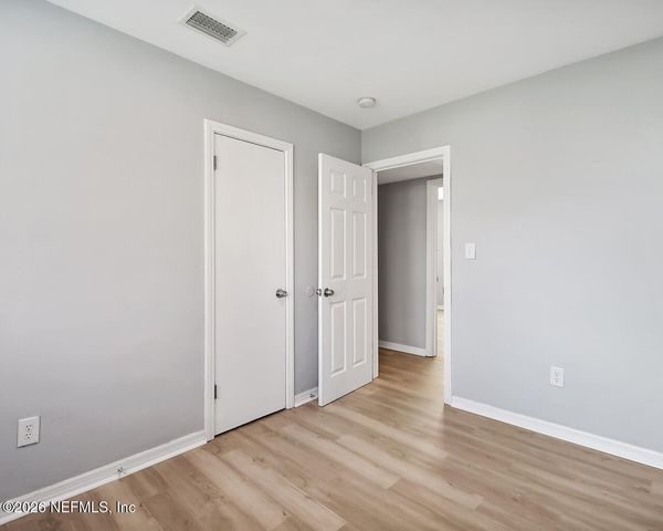 5121 ATTLEBORO Street, Jacksonville, FL 32205