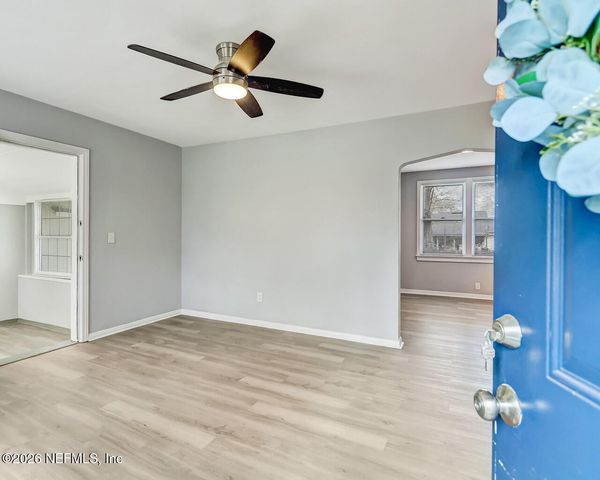 5121 ATTLEBORO Street, Jacksonville, FL 32205