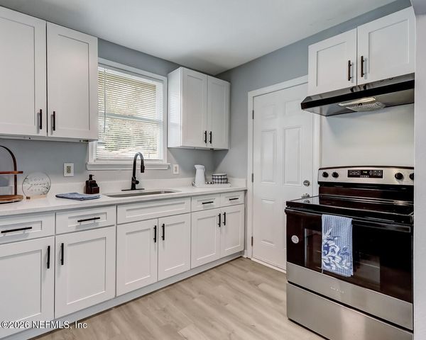 5121 ATTLEBORO Street, Jacksonville, FL 32205