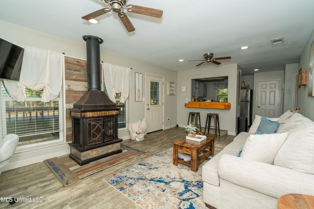 23349 Bells Ferry Road, Pass Christian, MS 39571