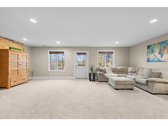 13600 96th Street, Elk River, MN 55330