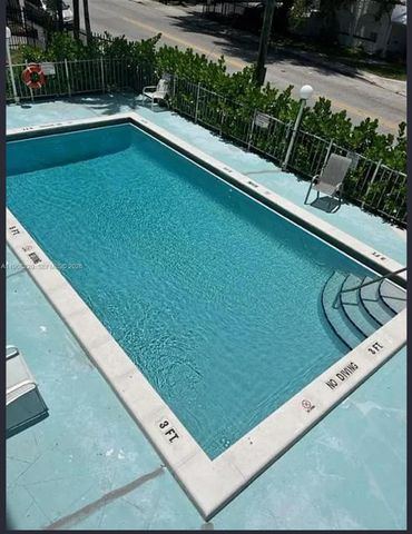 140 NW 14th Ave 6, Miami, FL 33125