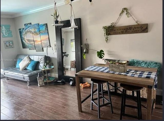 140 NW 14th Ave 6, Miami, FL 33125